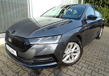 Skoda Octavia Combi Style SIDE LINE ASSIST LED HEAD UP