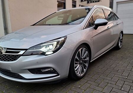 Opel Astra Ultimate +Leder+ACC+AHK+Keyless+Kamer