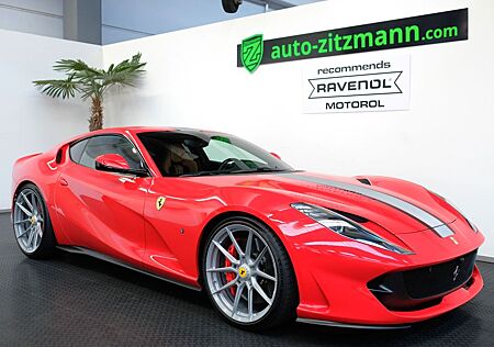 Ferrari 812 Superfast/NOVITEC/CARBON/LIFT/PASS.DISPLAY/