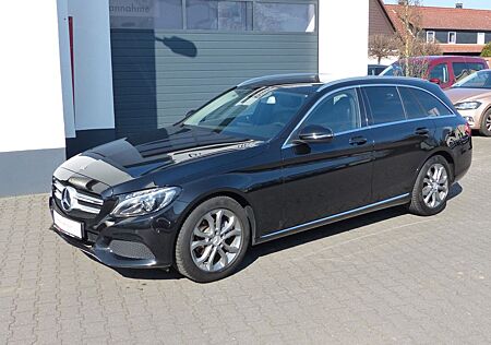 Mercedes-Benz C 180 T-Modell 1,6 Avantgarde ,AHK,NAVI,LED