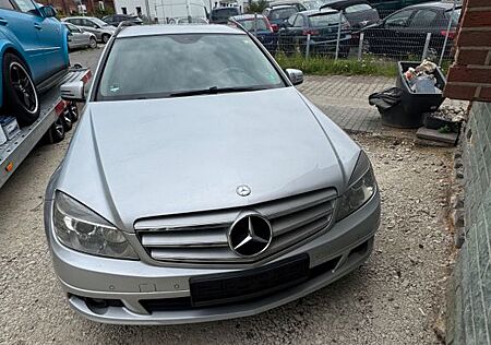 Mercedes-Benz C 200 CDI T BlueEFFICIENCY -