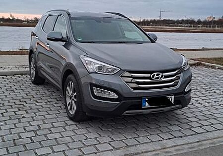 Hyundai Santa Fe 2.2 CRDi Premium 4WD Automatik Premium