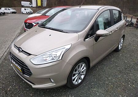 Ford B-Max Titanium