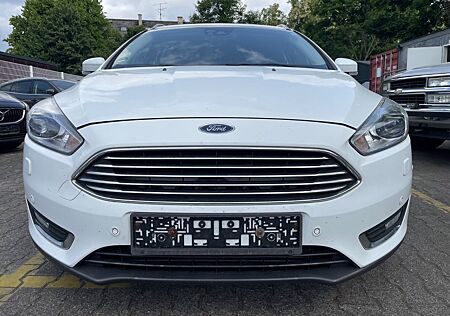 Ford Focus Turnier Titanium