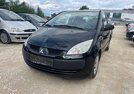 Mitsubishi Colt CZ3 Lim. 3-trg. 1.1 Inform Tüv Sep 2026