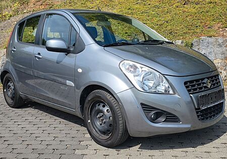Suzuki Splash 90TKM 94PS Klima Sitzheizung Pdc 8-fach