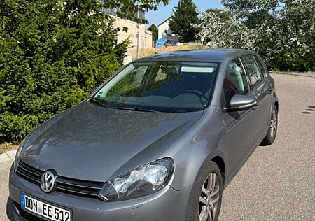 VW Golf Volkswagen 6 /2.0 TDI EURO5 / SHZ / Tempomat / Carplay