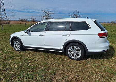 VW Passat Alltrack Volkswagen 2.0 TDI SCR 110kW 4MOTION Al...
