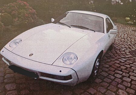 Porsche 928 S