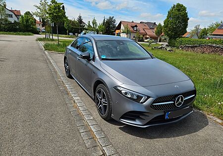 Mercedes-Benz A 250 A 250e AMG-Line