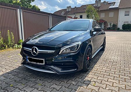 Mercedes-Benz CLA 45 AMG Service Neu, TÜV neu, 8fach bereift