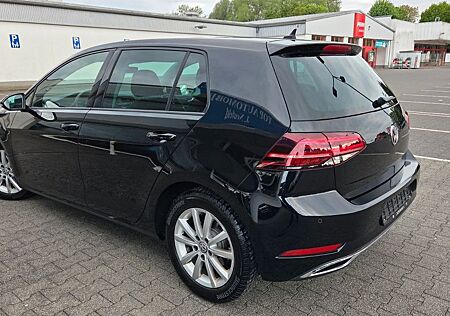 VW Golf Volkswagen GolfVII Lim.Highline2.0TDI-AUT+LEDER+LED+NAV+TOP