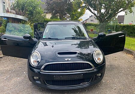 Mini John Cooper Works Clubman CLUBMAN John Coope...