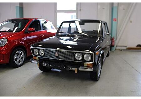 Lada 2106 ANDERE 1600 Allwetterreifen HUAU neu