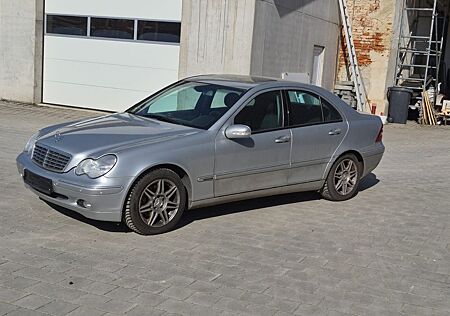 Mercedes-Benz C 240 ELEGANCE W203 V6