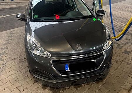 Peugeot 208 1.2 Active PureTech 82 Active
