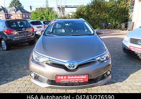 Toyota Auris Touring Sports Hybrid Executive