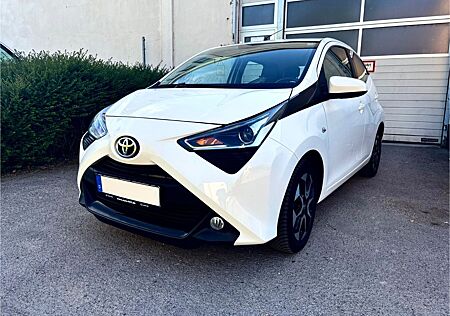 Toyota Aygo (X) Aygo (X) 1,0-l-VVT-i Team Deutschland