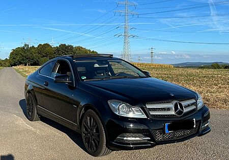 Mercedes-Benz C 180 BlueEFFICIENCY Coupé -