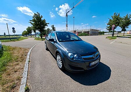 Opel Astra Caravan 1.4 Twinport ecoFL. INNOVATION...