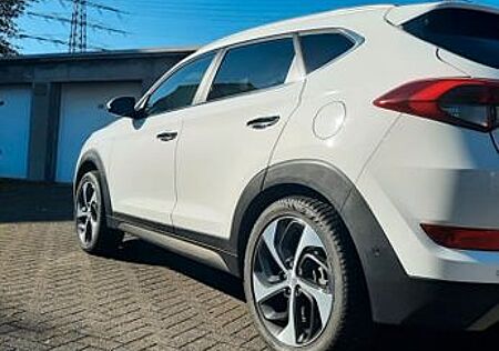 Hyundai Tucson 1.6 T-GDI Premium 4WD DCT Premium