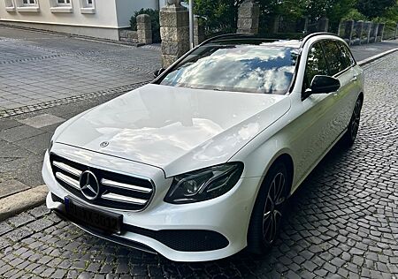 Mercedes-Benz E 350 d 4MATIC T Autom. - TOP