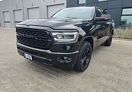 Dodge RAM 1500 Big Horn 2023 5.7 Hemi eTorque Hybrid