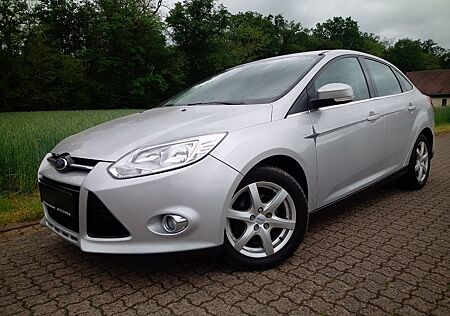 Ford Focus Lim. Titanium Automatik orig. 52tkm