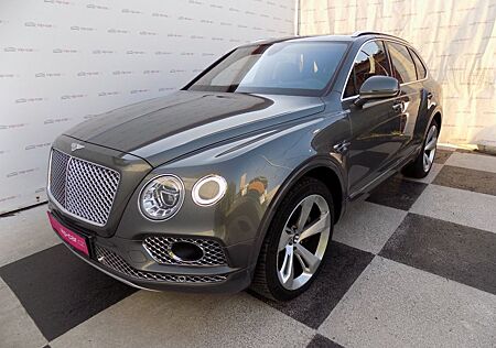 Bentley Bentayga V12/4WD/Night Vision/PANO/