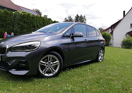 BMW 2er 220 Active Tourer 220d xDrive M Sport, Garantie