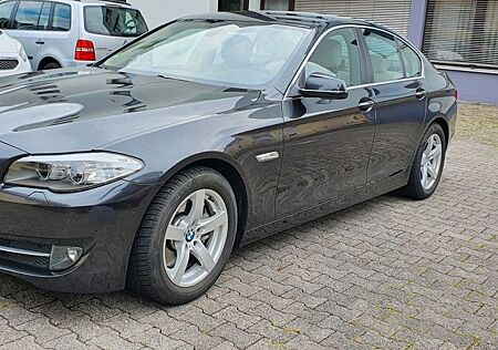 BMW 525d -