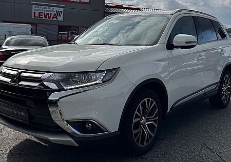 Mitsubishi Outlander Edition 100 2WD AUT+RFK+WKR+BT+BC+SHZ+