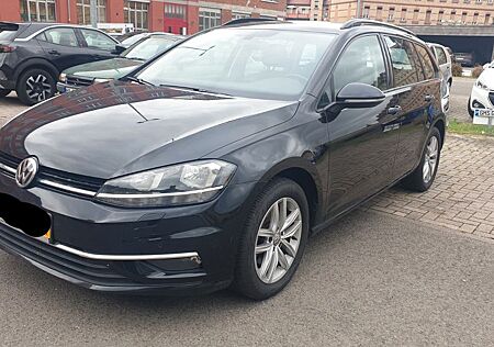 VW Golf Volkswagen 1.6 TDI SCR DSG Comfortline Variant Com...