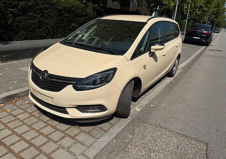 Opel Zafira Tourer