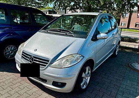 Mercedes-Benz A 150 **70.000 km**