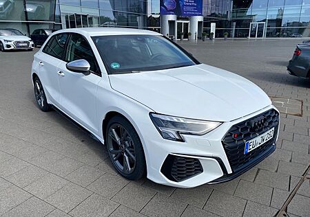 Audi S3 Sportback 2.0 TFSI quattro