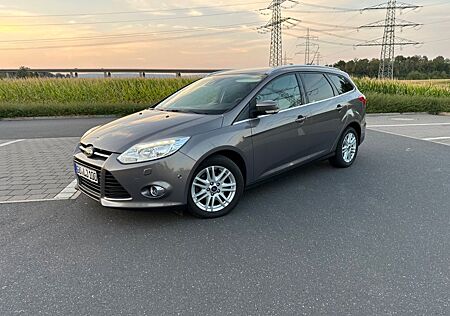 Ford Focus 2,0TDCi 120kW PowerSh. Titanium Turnie...