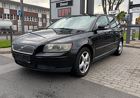 Volvo V50 2.4i - Motor & Getriebe TOP