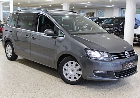 VW Sharan Volkswagen 2,0TDI"Comfortline"Standheizung"Navi"LED"
