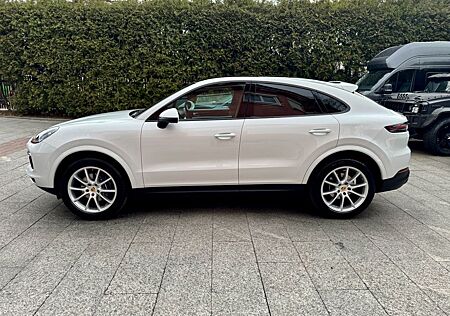Porsche Cayenne Coupe *Sport-Chrono*Panorama*Standheiz.*