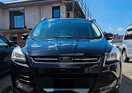 Ford Kuga 2,0 TDCi 2x4 110kW Individual Individual