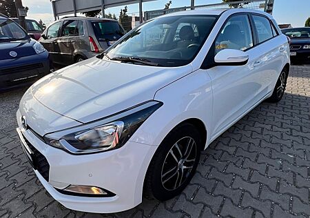 Hyundai i20 1.2 Klima PDC