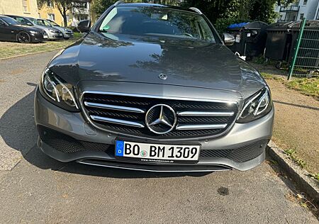 Mercedes-Benz E 300 d T Autom. -