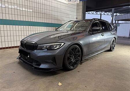 BMW 320d Touring Sport Line Automatik Sport Line