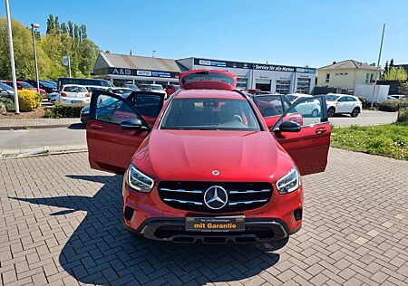 Mercedes-Benz GLC-Klasse GLC 200 4Matic NAVI,KAMERA,AHK,SHZ,PDC,1.HAND,
