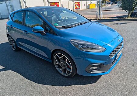 Ford Fiesta 1,5 ST Neuwertig, Vollausstattung, Panorama-Dach