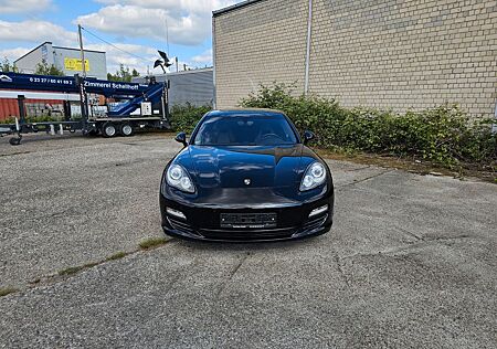 Porsche Panamera 4 S