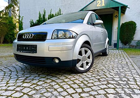 Audi A2 1.4 Bj. 2000 -frischer TÜV, gepflegt
