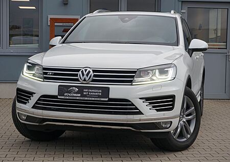 VW Touareg Volkswagen 3.0 TDI 4M R-Line*Dynaudio*AHK*Pano*Luft