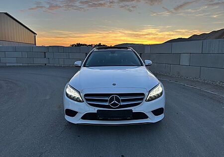 Mercedes-Benz C 300 de T Autom. - Scheckh./Panorama/Leder/Bus.